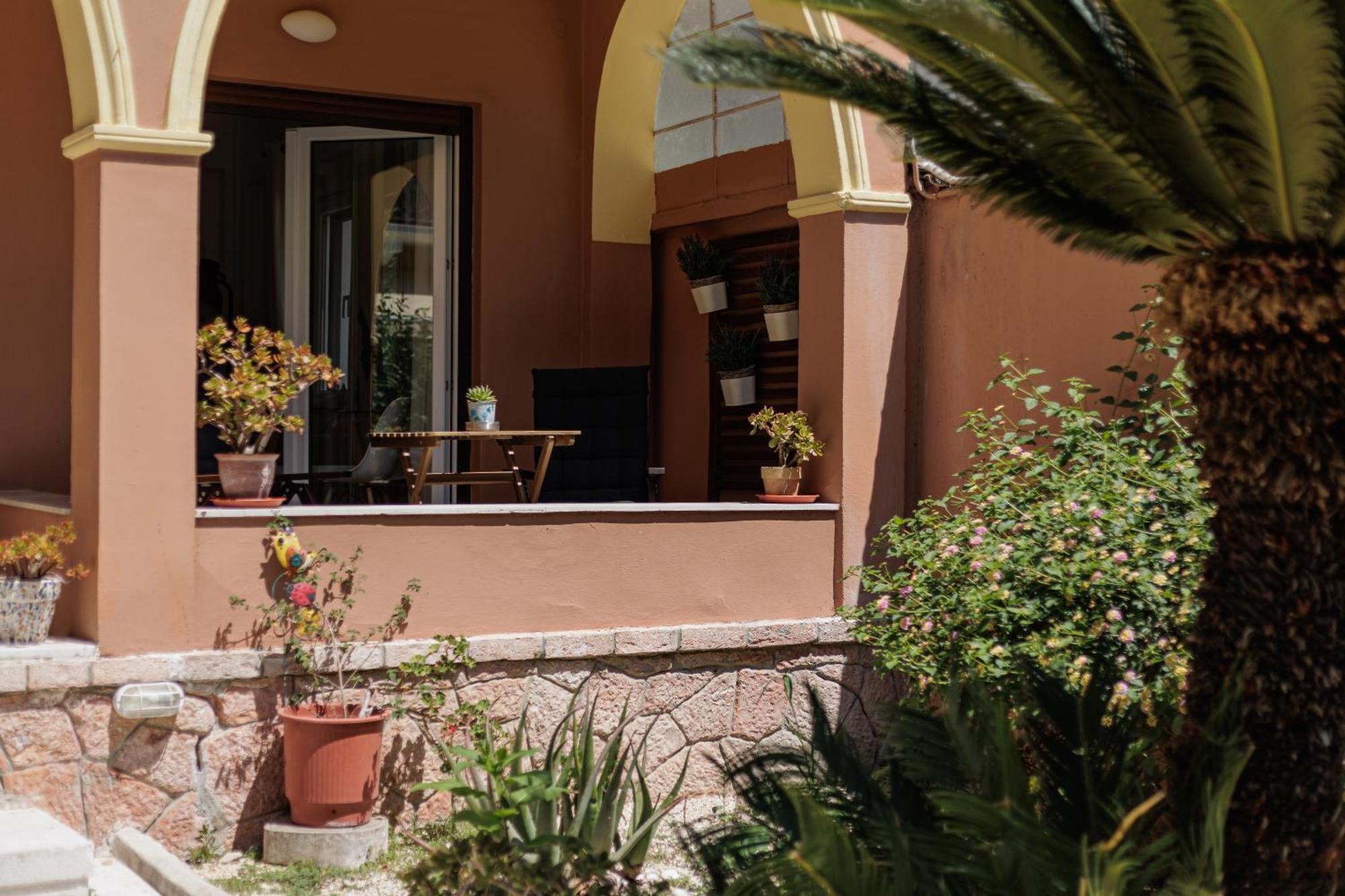 Aloe Apartments Corfu  Rom bilde